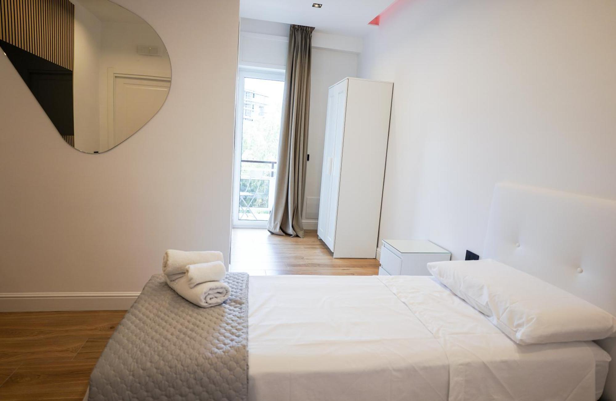 Luxury Room เนเปิลส์ ภายนอก รูปภาพ