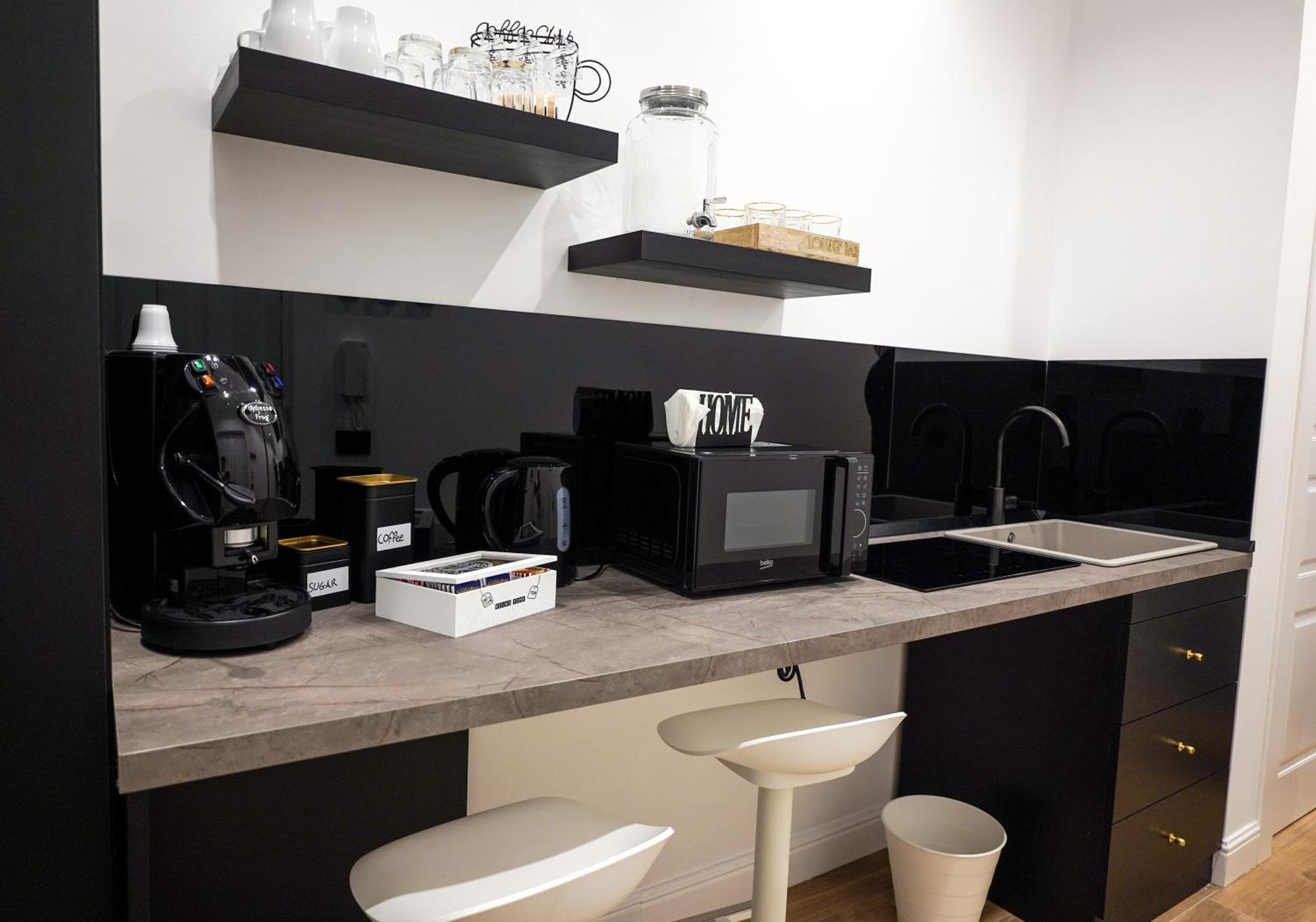 Luxury Room เนเปิลส์ ภายนอก รูปภาพ